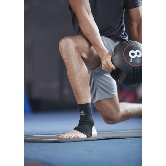 Фиксатор для лодыжки Adidas (ADSU-13313) L Фиксатор для лодыжки Adidas (ADSU-13313) L