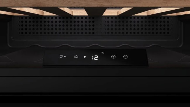 Встраиваемый винный шкаф Teka RVI 10024