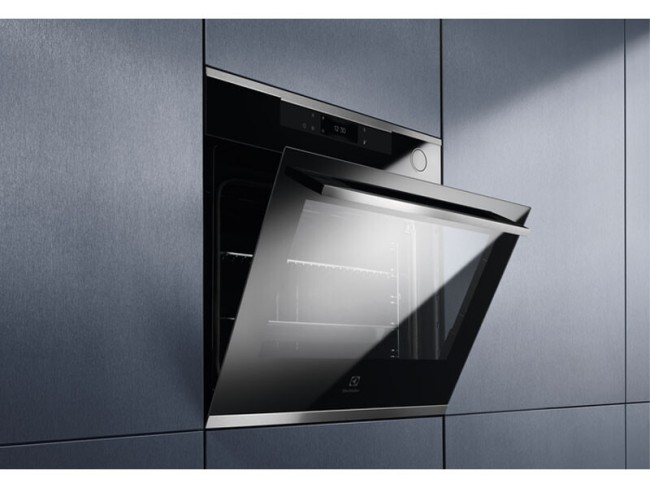 Встраиваемый электрический духовой шкаф Electrolux KOCBP39WX Встраиваемый электрический духовой шкаф Electrolux KOCBP39WX