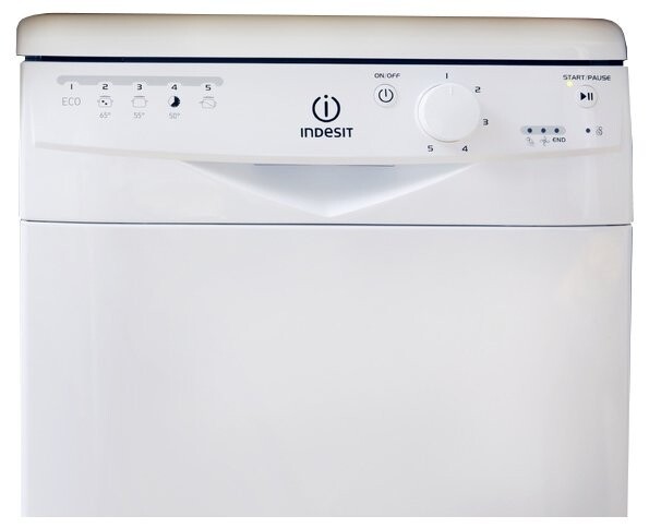 Посудомоечная машина Indesit DSR 15B3