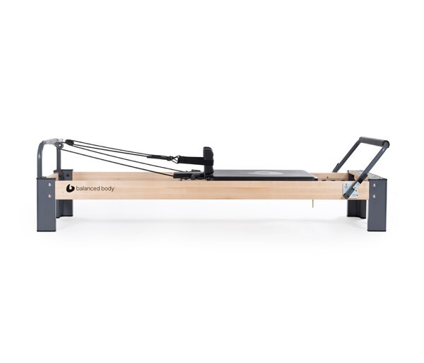 Реформер для пилатеса Balanced Body Rialto 739-000 дерево/серый