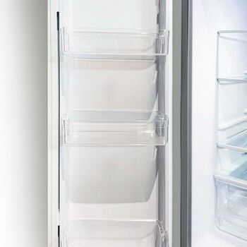 Холодильник Ginzzu NFI-4414 черное стекло