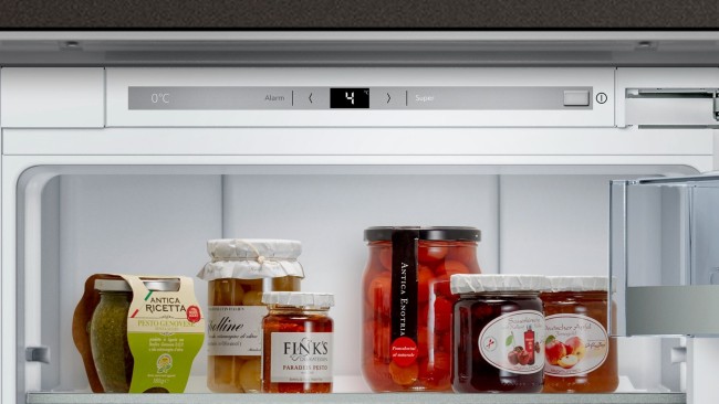 Встраиваемый холодильник Neff KI8818D20R