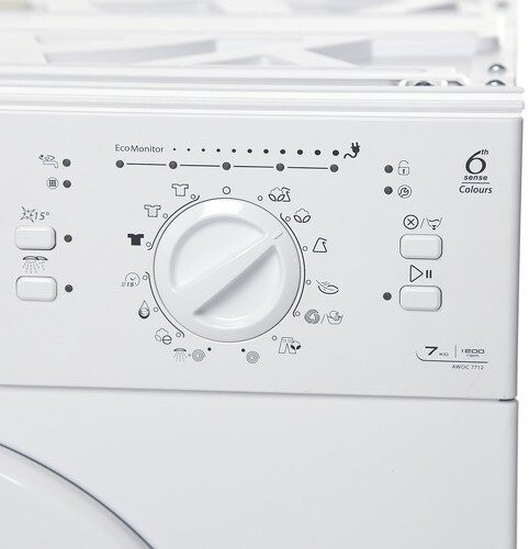 Встраиваемая стиральная машина Whirlpool AWOC 7712 Встраиваемая стиральная машина Whirlpool AWOC 7712