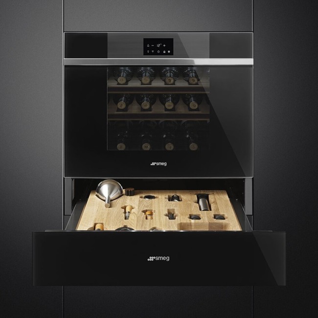 Встраиваемый винный шкаф Smeg CVI121N3