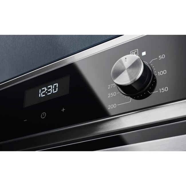 Встраиваемый электрический духовой шкаф Electrolux EOF 5C70X