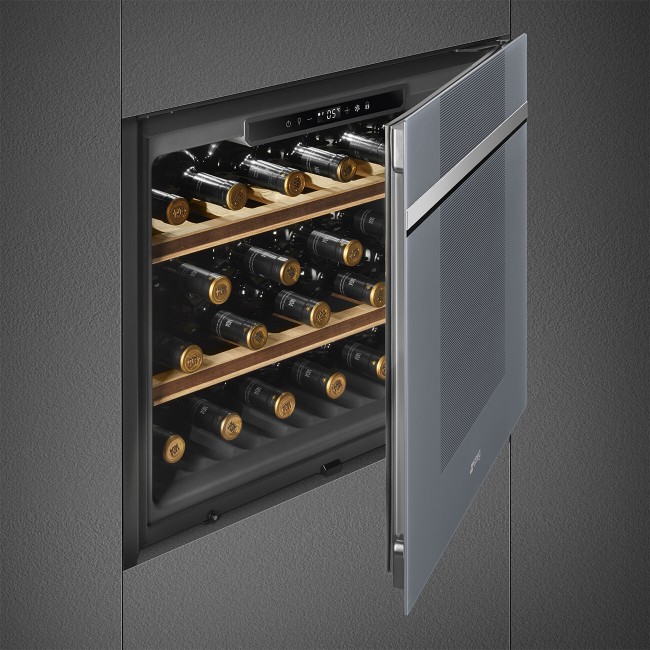 Встраиваемый винный шкаф Smeg CVI121S3 Встраиваемый винный шкаф Smeg CVI121S3