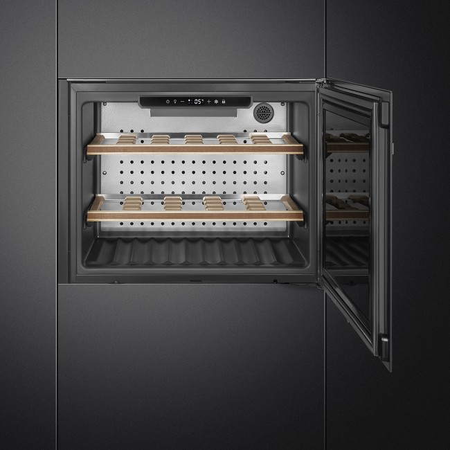 Встраиваемый винный шкаф Smeg CVI121S3 Встраиваемый винный шкаф Smeg CVI121S3