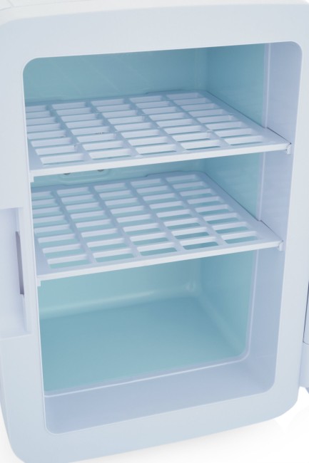 Холодильник для косметики Zugel ZCR-003X Холодильник для косметики Zugel ZCR-003X