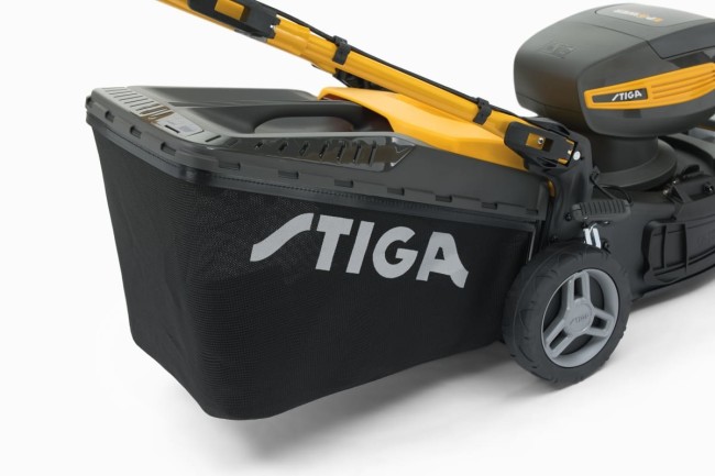 Газонокосилка аккумуляторная Stiga COMBI 743 Q AE Газонокосилка аккумуляторная Stiga COMBI 743 Q AE