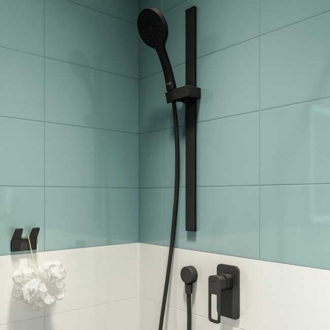 Смеситель для душа Iddis Slide SLIBL00i66 черный Смеситель для душа Iddis Slide SLIBL00i66 черный