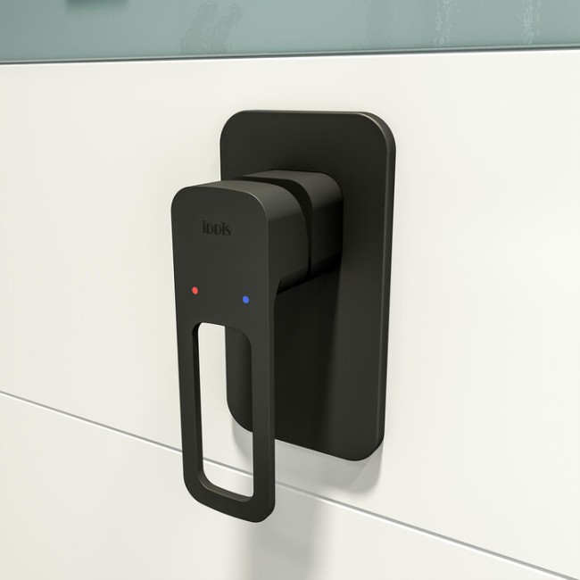 Смеситель для душа Iddis Slide SLIBL00i66 черный Смеситель для душа Iddis Slide SLIBL00i66 черный