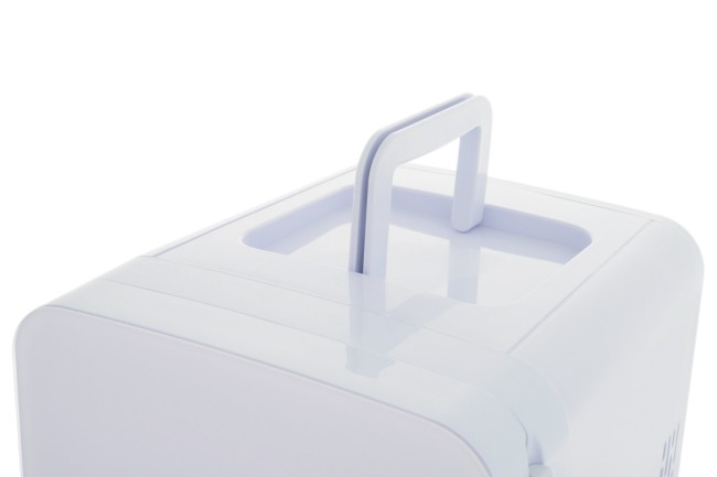 Холодильник для косметики Zugel ZCR-003W Холодильник для косметики Zugel ZCR-003W