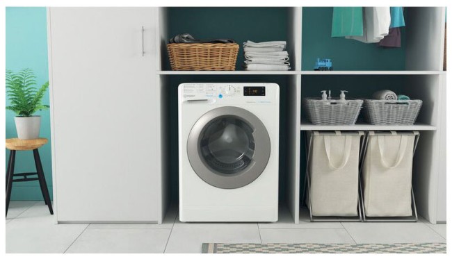 Стиральная машина Indesit BWSE 81293X WSV RU