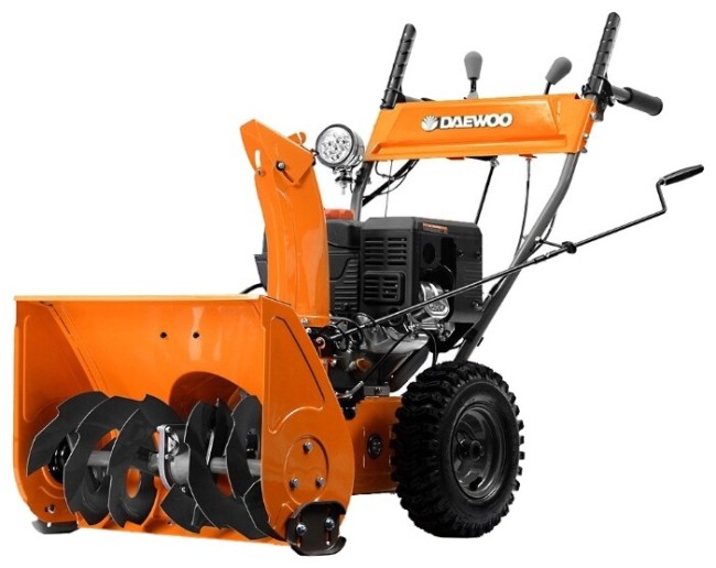 Снегоуборщик бензиновый Daewoo Electronics DAST 7055