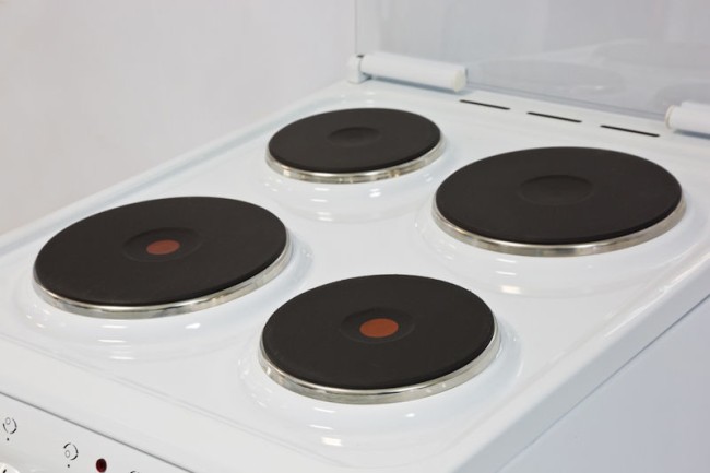 Электрическая плита DeLuxe 5004.13 э белый Электрическая плита DeLuxe 5004.13 э белый