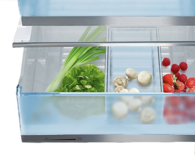 Холодильник IO Mabe ORE24VGHF В черный Холодильник IO Mabe ORE24VGHF В черный