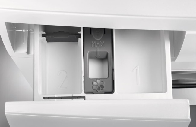 Стиральная машина Zanussi ZWSR515W Стиральная машина Zanussi ZWSR515W