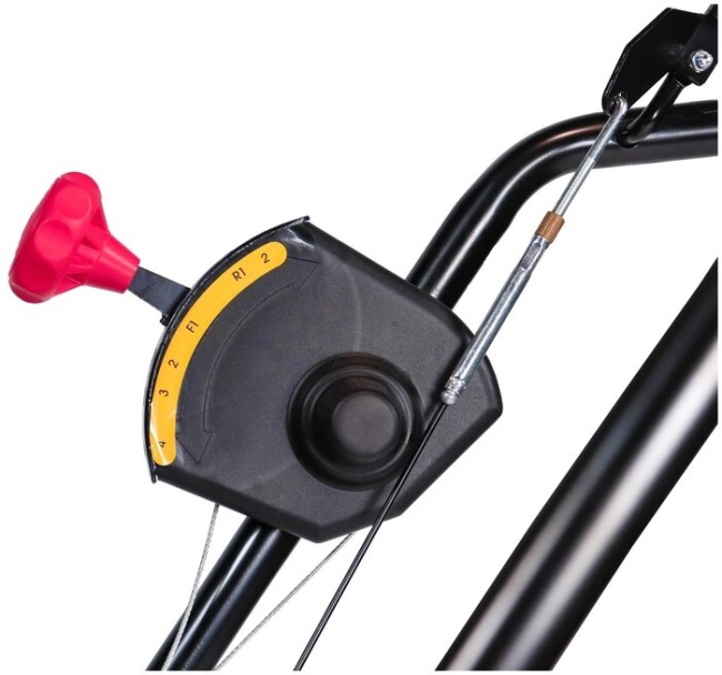 Снегоуборщик бензиновый Champion ST 556 Снегоуборщик бензиновый Champion ST 556