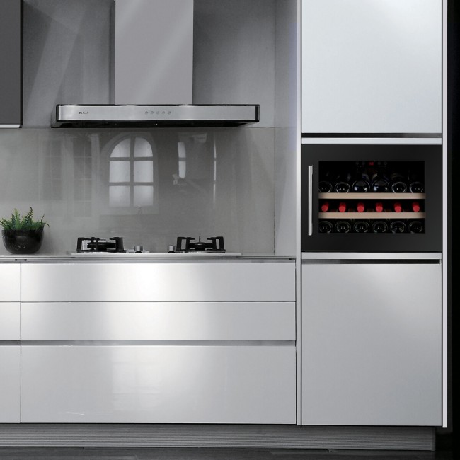 Встраиваемый винный шкаф Temptech OBI45SB-A Встраиваемый винный шкаф Temptech OBI45SB-A