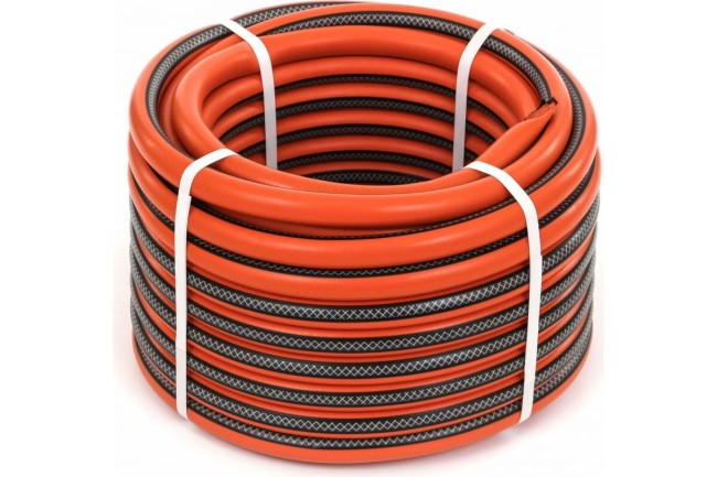 Шланг поливочный Жук Классик 3/4 3-х слойный Шланг поливочный Жук Классик 3/4 3-х слойный