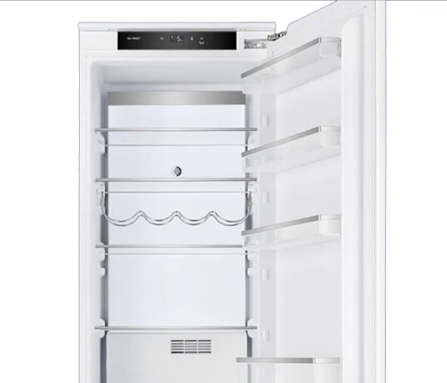 Встраиваемый холодильник Zugel ZRI1750NF