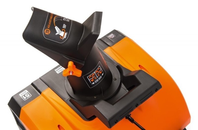 Снегоуборщик электрический Daewoo DAST 3000E Снегоуборщик электрический Daewoo DAST 3000E