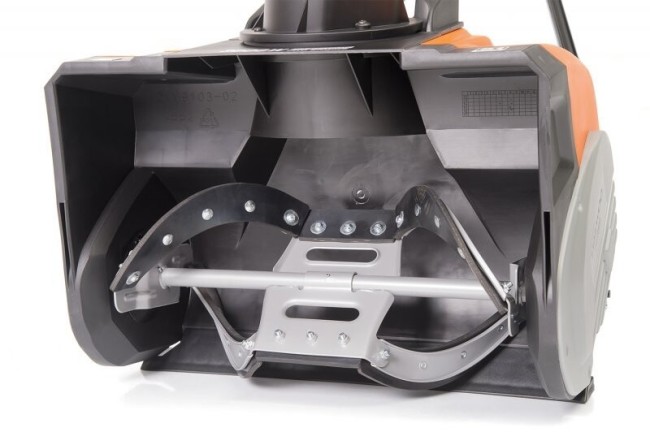 Снегоуборщик электрический Daewoo DAST 3000E Снегоуборщик электрический Daewoo DAST 3000E