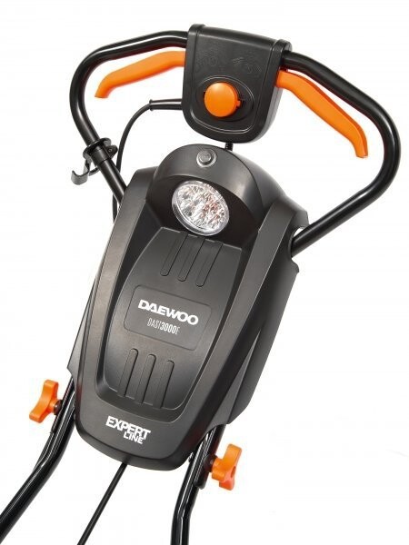 Снегоуборщик электрический Daewoo DAST 3000E Снегоуборщик электрический Daewoo DAST 3000E