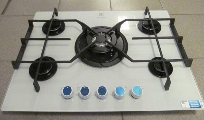 Встраиваемая газовая варочная панель Electrolux EGT 97353 YW Встраиваемая газовая варочная панель Electrolux EGT 97353 YW