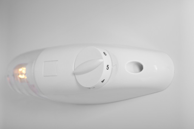 Холодильник SunWind SCT257 Холодильник SunWind SCT257