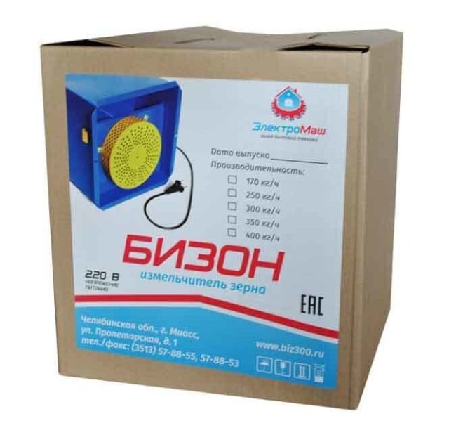 Зернодробилка Электромаш Бизон-300