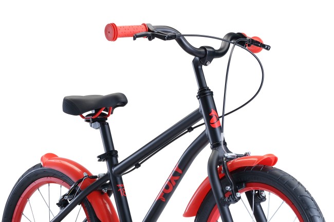 Велосипед Stark 2020 Foxy 18 Boy чёрный/красный H0000164 Велосипед Stark 2020 Foxy 18 Boy чёрный/красный H0000164