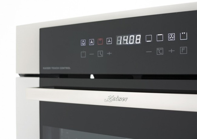 Встраиваемый электрический духовой шкаф Kaiser EH 6926 Встраиваемый электрический духовой шкаф Kaiser EH 6926