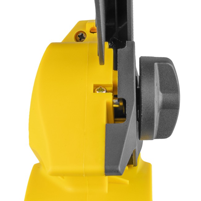 Аккумуляторная цепная пила Kolner KCCS 10/14.4C Аккумуляторная цепная пила Kolner KCCS 10/14.4C