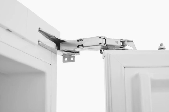 Встраиваемый холодильник Scandilux SBSBI524EZ