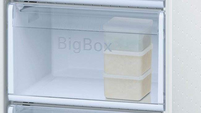 Холодильник Bosch KGN 39NK13R