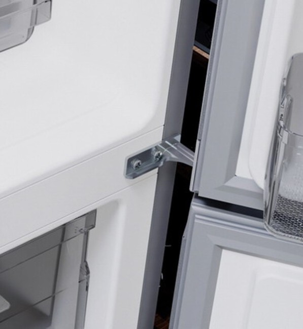 Холодильник Hotpoint-Ariston HT 4200 S Холодильник Hotpoint-Ariston HT 4200 S