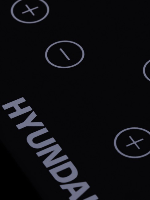 Встраиваемая индукционная варочная панель Hyundai HHI 3750 BG черный Встраиваемая индукционная варочная панель Hyundai HHI 3750 BG черный