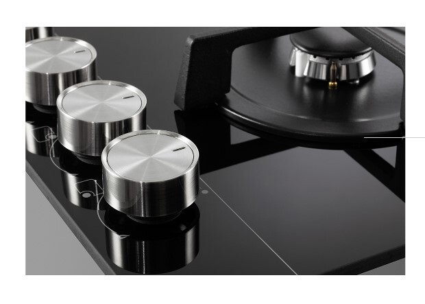 Встраиваемая газовая варочная панель Delonghi NSL 575 NC