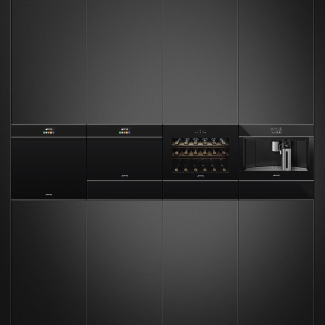 Встраиваемая кофемашина Smeg CMS4604NX Встраиваемая кофемашина Smeg CMS4604NX