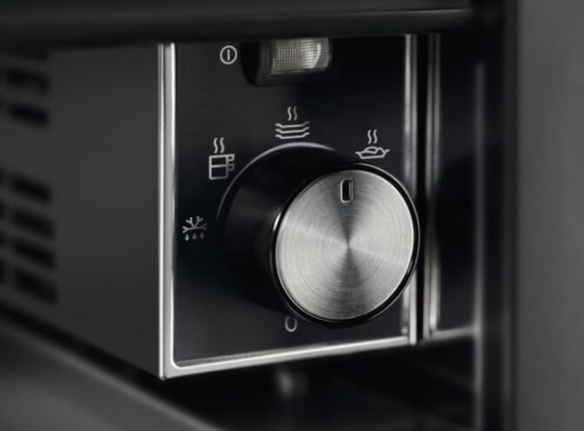 Встраиваемый шкаф для подогрева посуды Electrolux KBD4T