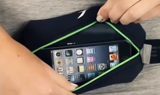 Беговая сумка на пояс Fitletic Neo Racing черный/красный Беговая сумка на пояс Fitletic Neo Racing черный/красный