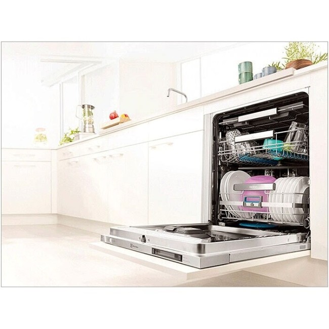 Встраиваемая посудомоечная машина Electrolux ESL 97540 RO