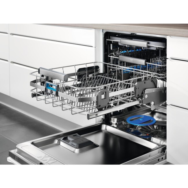 Встраиваемая посудомоечная машина Electrolux ESL 97540 RO