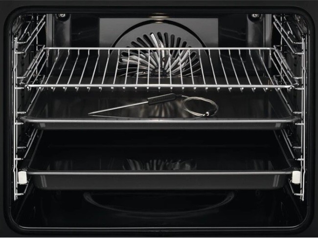 Встраиваемый электрический духовой шкаф Electrolux KOEBP39Z Встраиваемый электрический духовой шкаф Electrolux KOEBP39Z