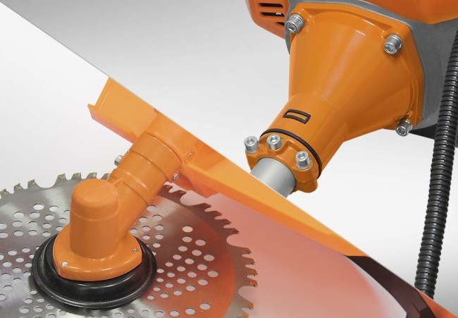 Триммер бензиновый Carver GBC-052M (01.001.00024) Триммер бензиновый Carver GBC-052M (01.001.00024)