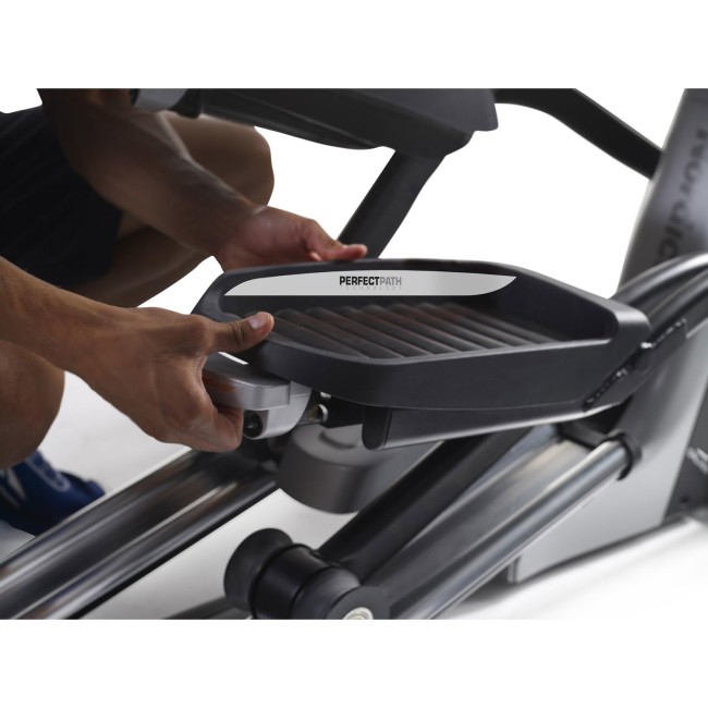 Эллиптический тренажер NordicTrack 12.9 (NTEVEL15017) Эллиптический тренажер NordicTrack 12.9 (NTEVEL15017)