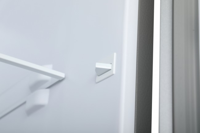 Холодильник SunWind SCC356 серебристый Холодильник SunWind SCC356 серебристый