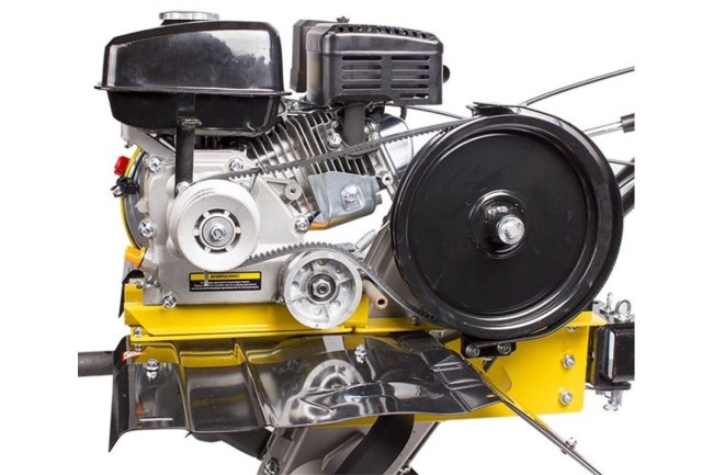 Культиватор бензиновый Champion BC8716
